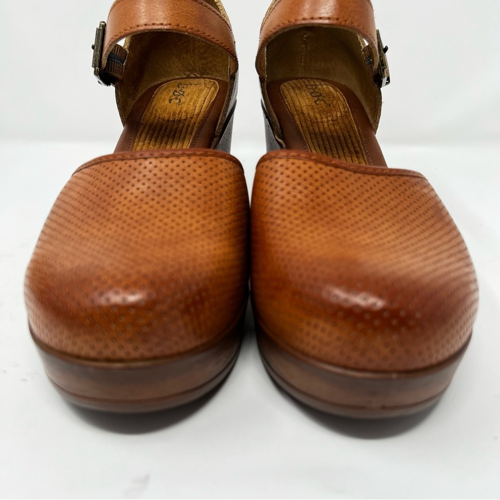 boc Tan Leather Buckle Clogs - Picture 4 of 10